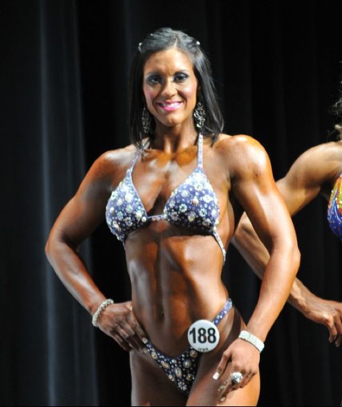 Amateur submitted female bodybuilding pic