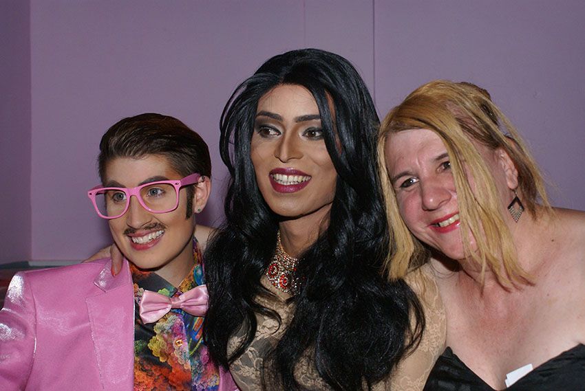 Transvestite clubs bars florida picture pic
