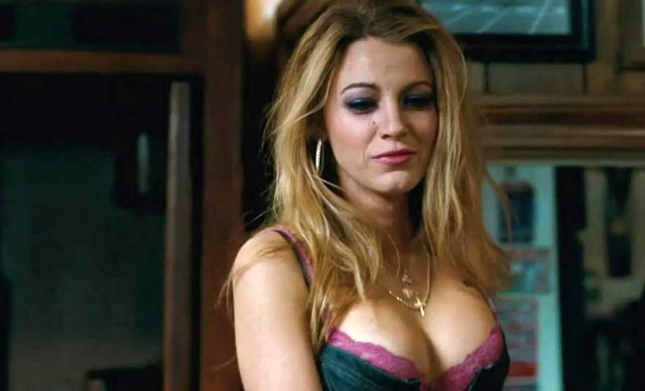 Blake lively the town