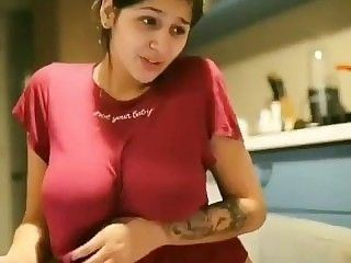 Cute latina babe perfect tits
