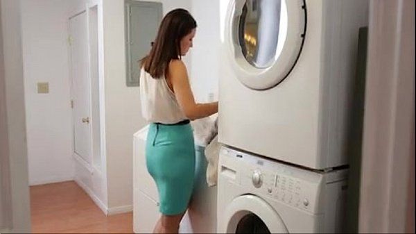 Ebony laundry room fuck