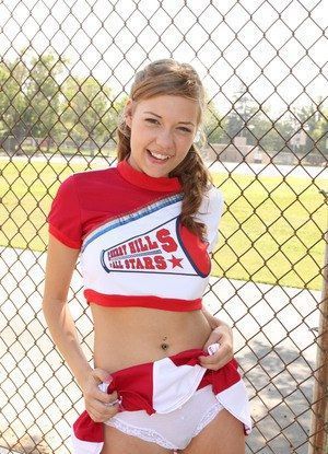 Pixy recomended Sexy blonde teen cheerleader and asslick bbw fart lesbian Hot 8 ladies.