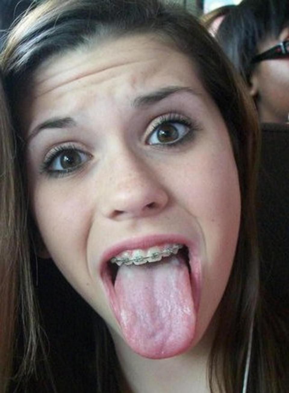 amateur long tongue cum