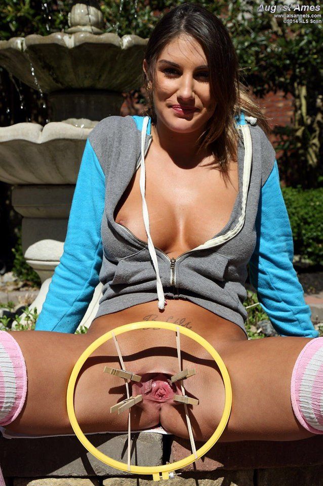 Big tits nipple slip . Hot Nude Photos.