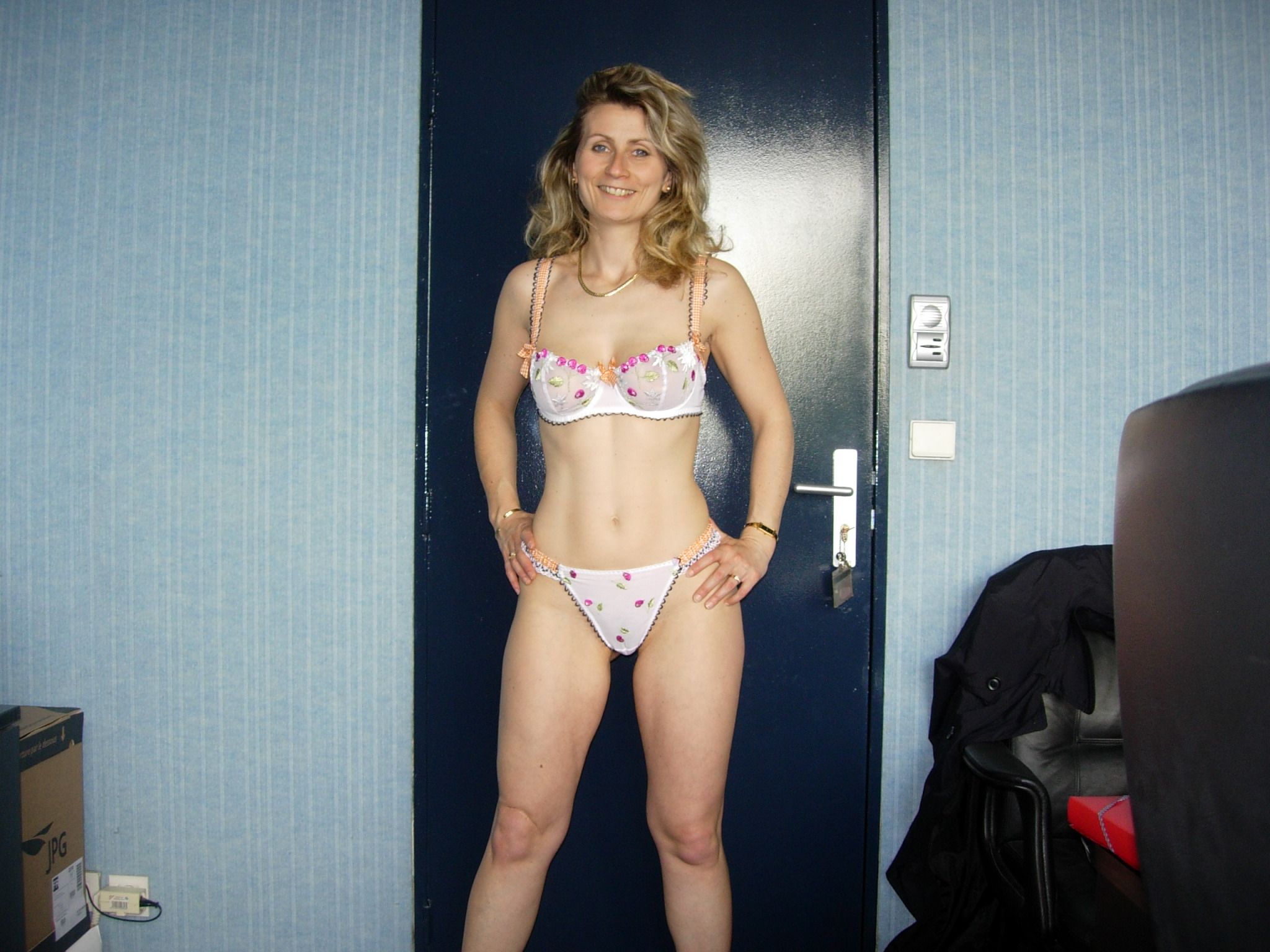 French amateur wife picture